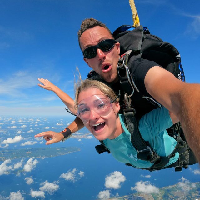 Skydive Newport